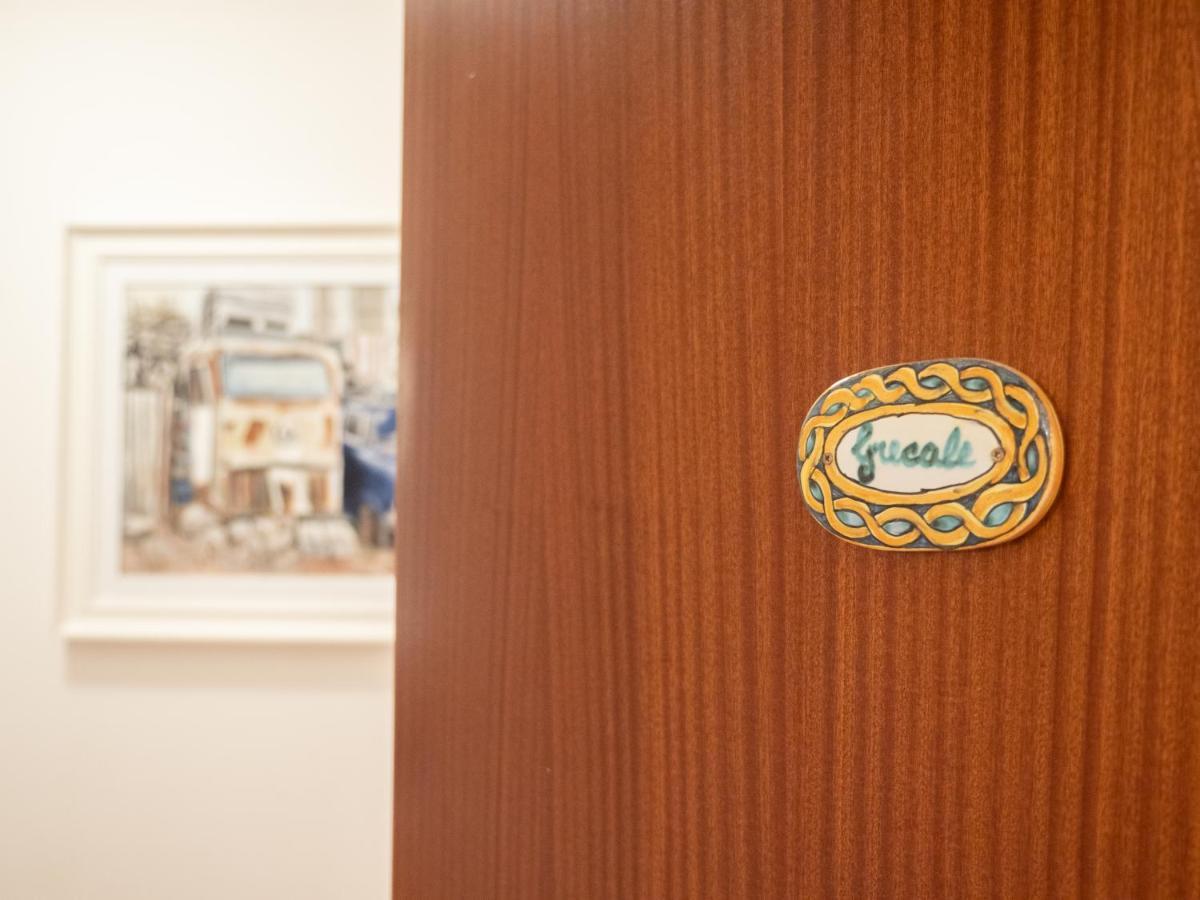 Kalamarina Rooms Palermo Exteriér fotografie